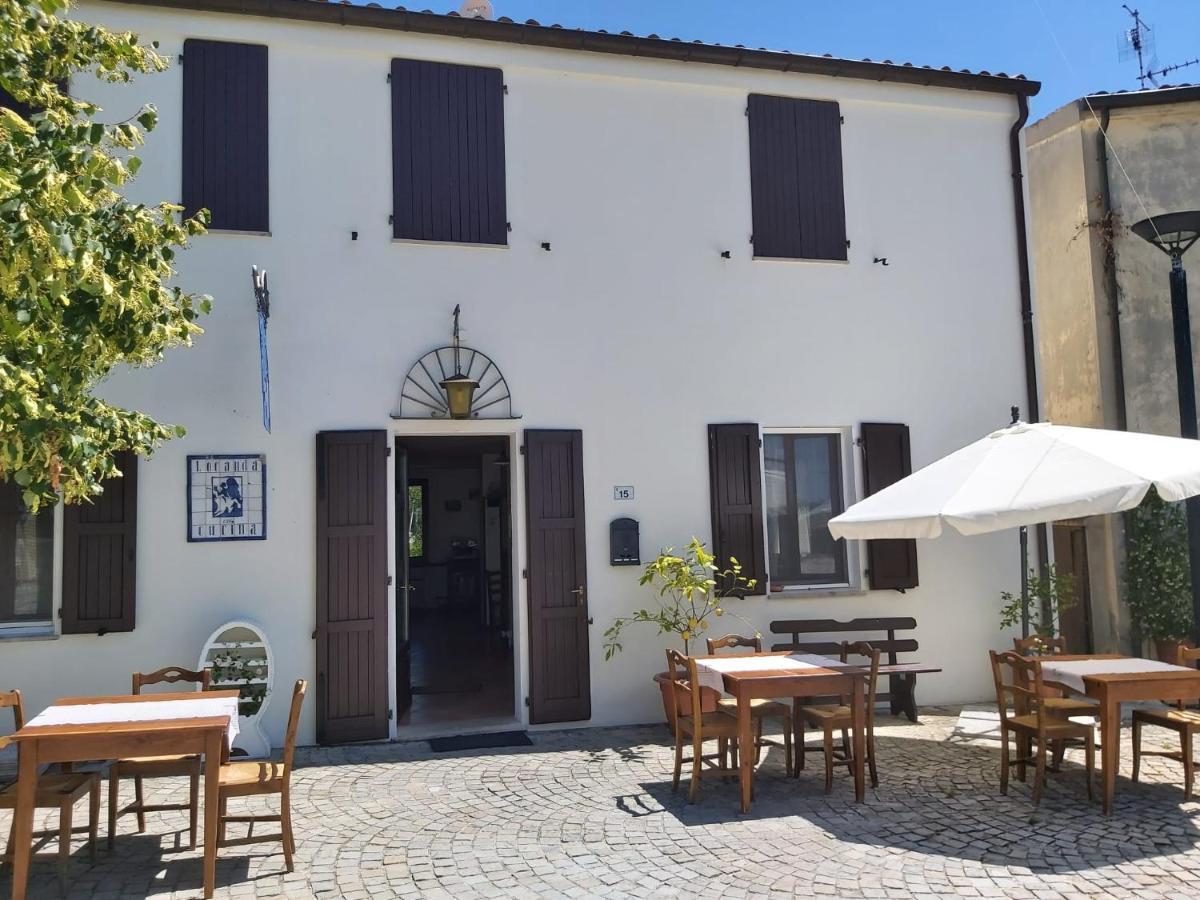 Locanda Delle Grotte Di Onferno Hotel Gemmano ภายนอก รูปภาพ