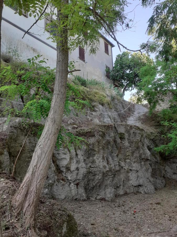 Locanda Delle Grotte Di Onferno Hotel Gemmano ภายนอก รูปภาพ
