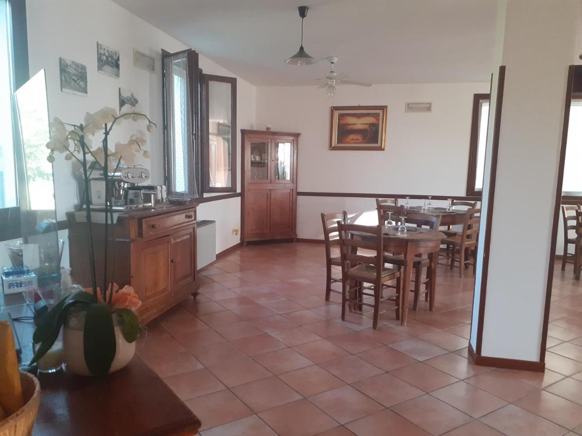 Locanda Delle Grotte Di Onferno Hotel Gemmano ภายนอก รูปภาพ