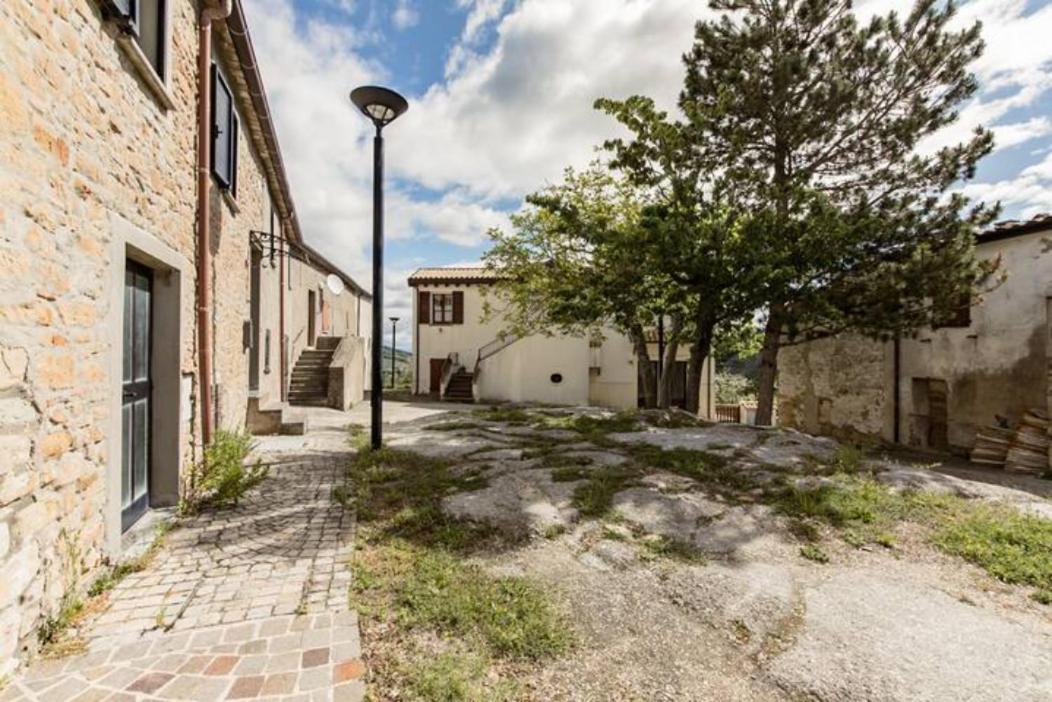 Locanda Delle Grotte Di Onferno Hotel Gemmano ภายนอก รูปภาพ