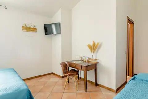 Locanda Delle Grotte Di Onferno Hotel Gemmano ภายนอก รูปภาพ